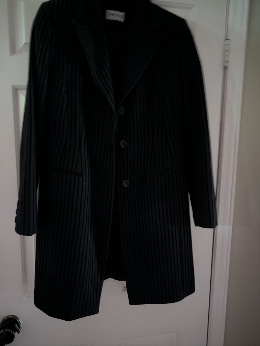 Marcella Priana 2 pc suit jacket skirt 12 wool polyester lined.